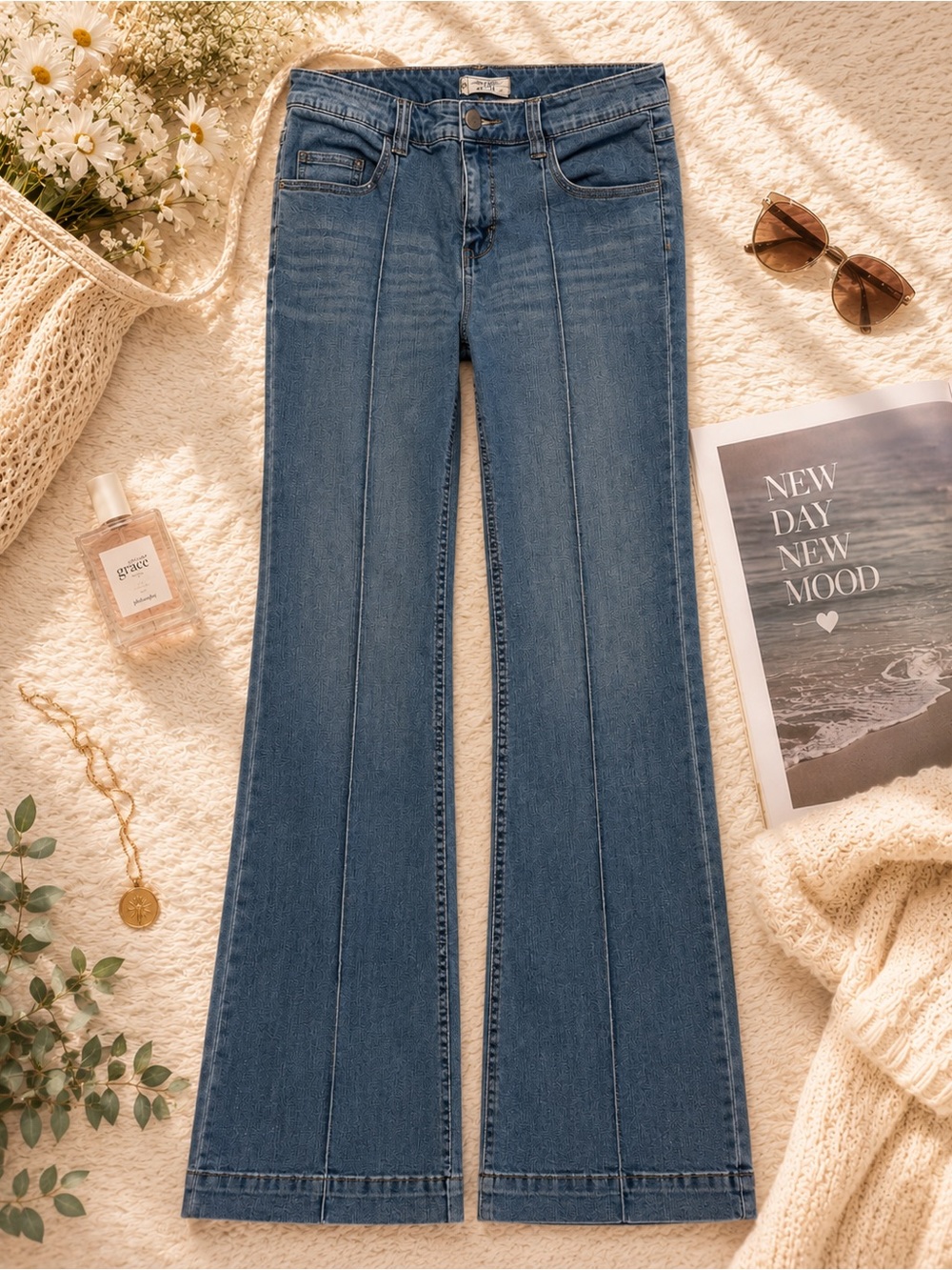 Free People Flare Jeans Womens 31 Boho Wide Leg Bell Bottom Light Wash Denim FP